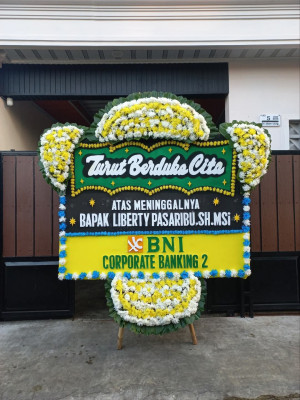 Papan Bunga Duka di Kepulauan Marore